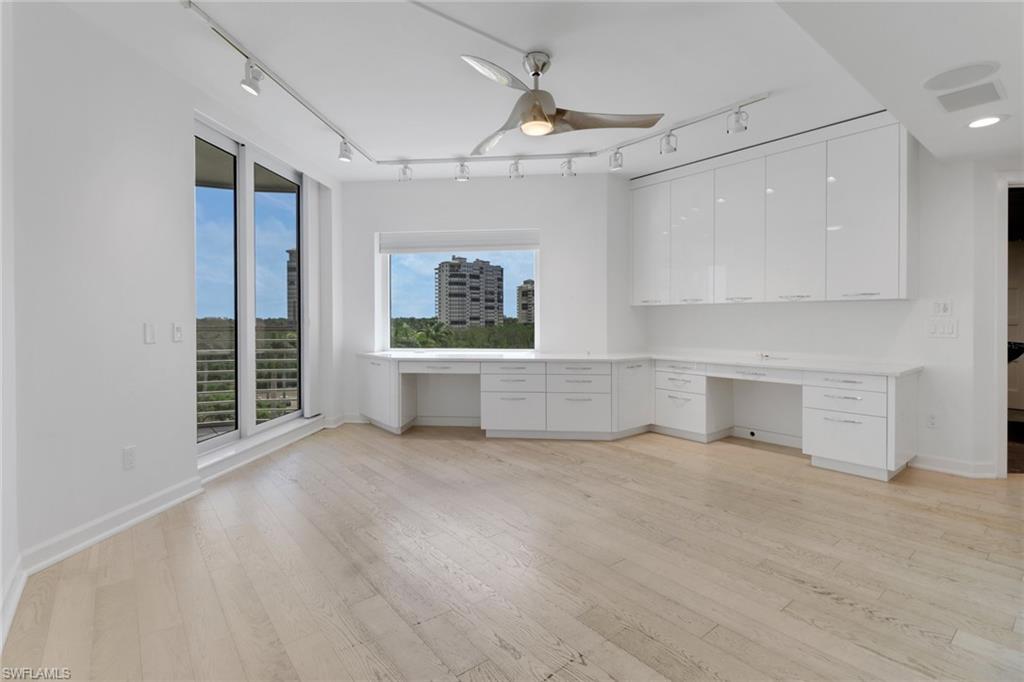 BRIGHTON AT BAY COLONY - Residential