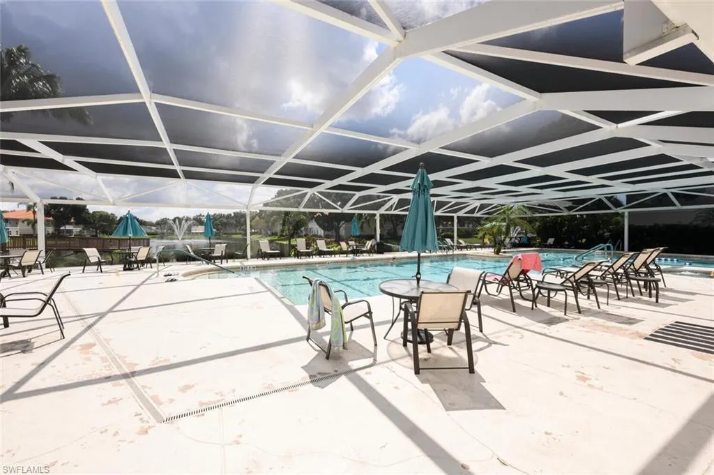 Naples, Florida 34109, United States, 2 Bedrooms Bedrooms, ,2 BathroomsBathrooms,Residential,Pending,28055