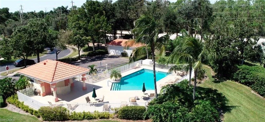 Naples, Florida 34109, United States, 2 Bedrooms Bedrooms, ,2 BathroomsBathrooms,Residential,Pending,28055