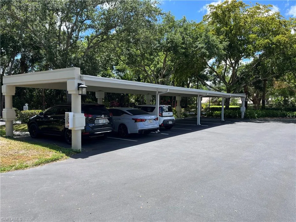 Naples, Florida 34109, United States, 2 Bedrooms Bedrooms, ,2 BathroomsBathrooms,Residential,Pending,28055