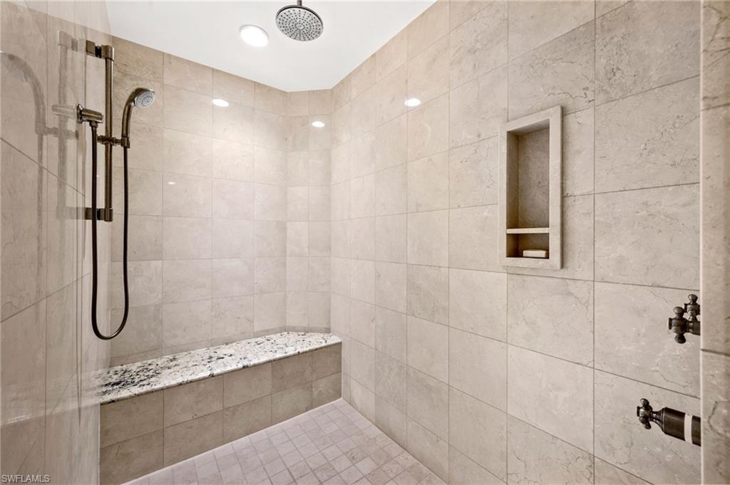 TAVIRA - Residential