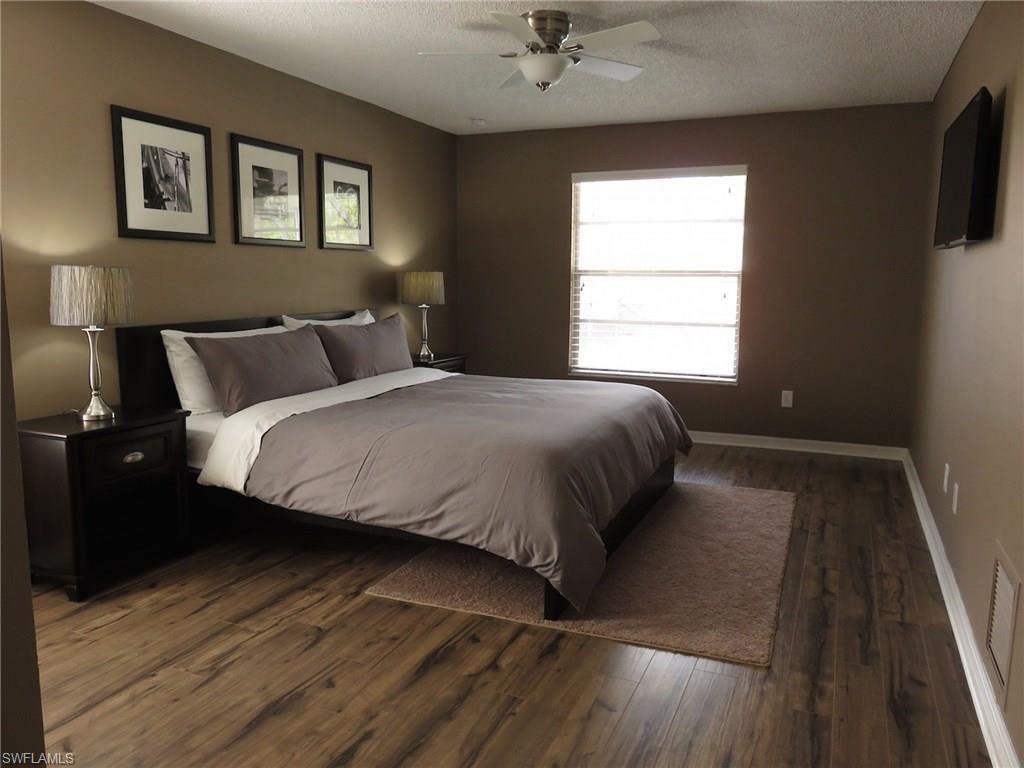 MARCO BEACH - Residential