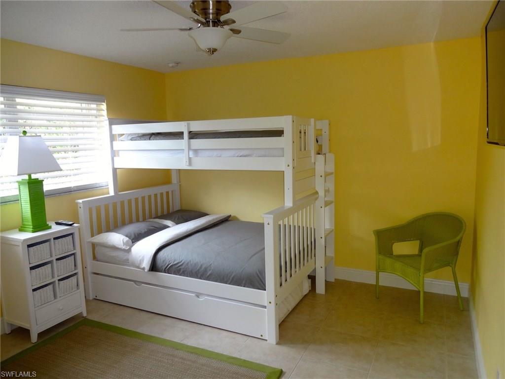 MARCO BEACH - Residential