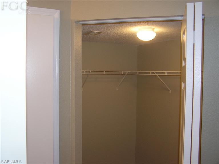 VENETIAN PALMS - Residential