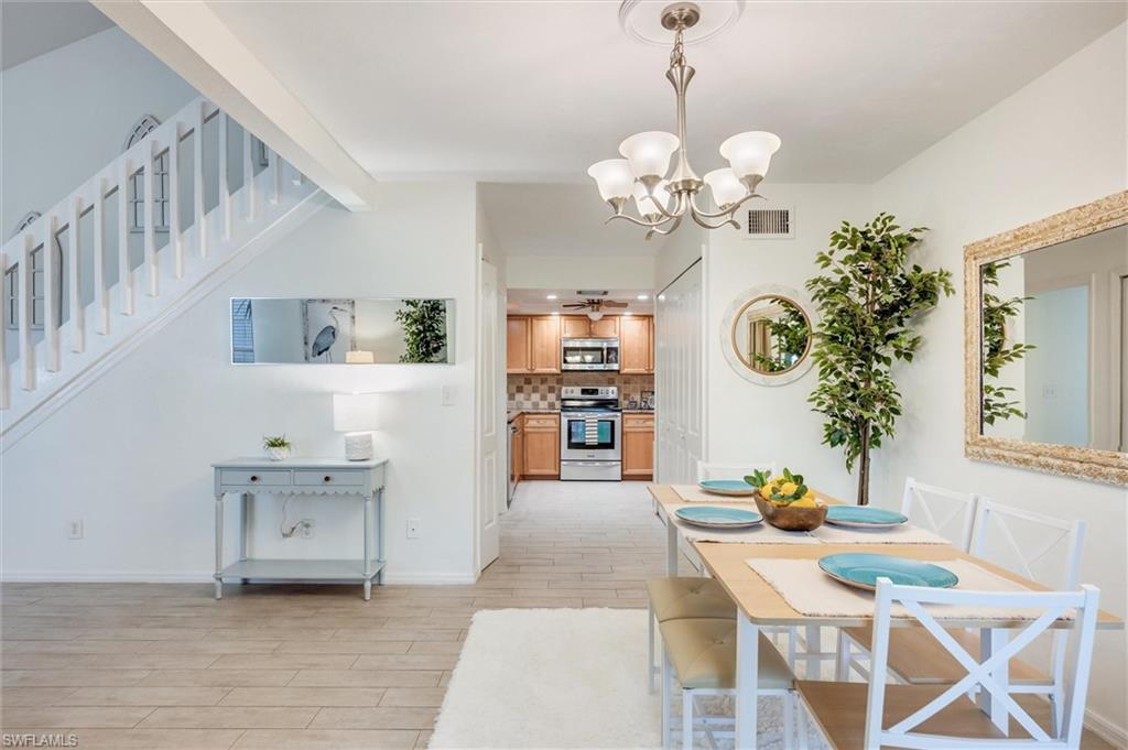 VILLAGE GREEN - Residential