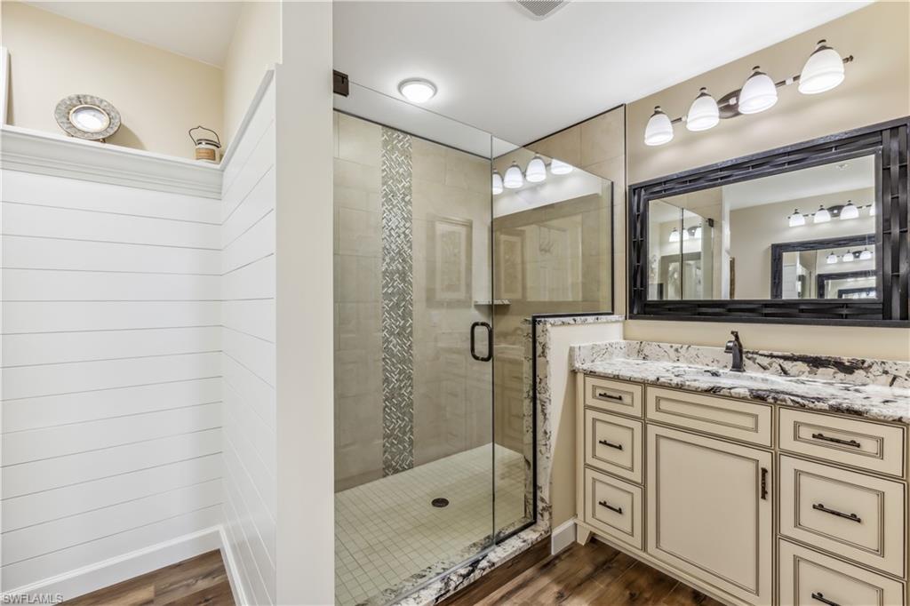 LONGHURST IV - Residential