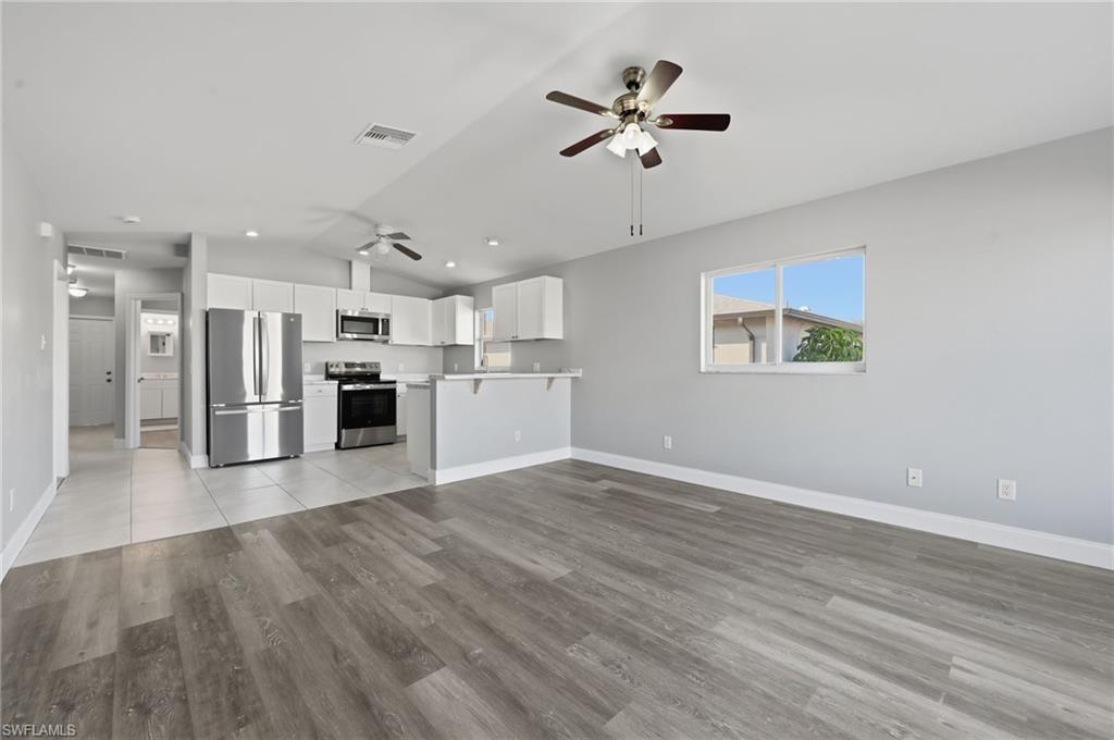 CAPE CORAL - Residential