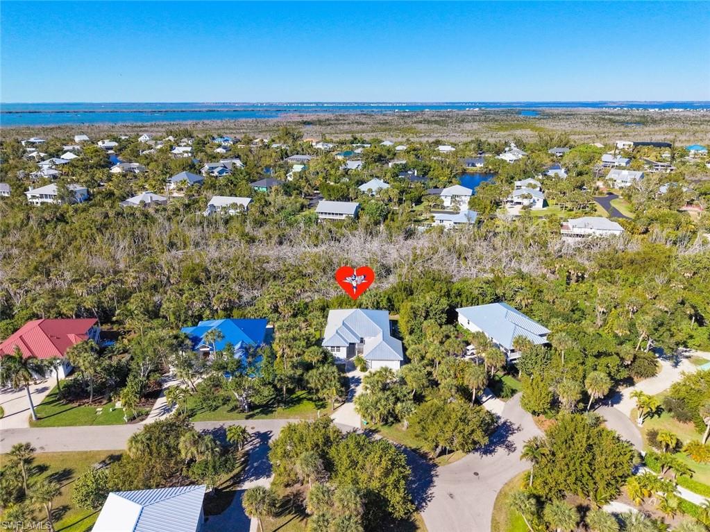 ISLAND WOODS - Residential