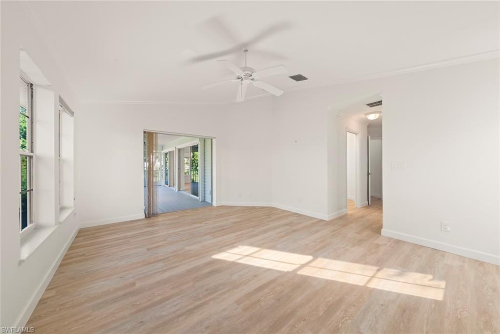 ISLAND WOODS - Residential