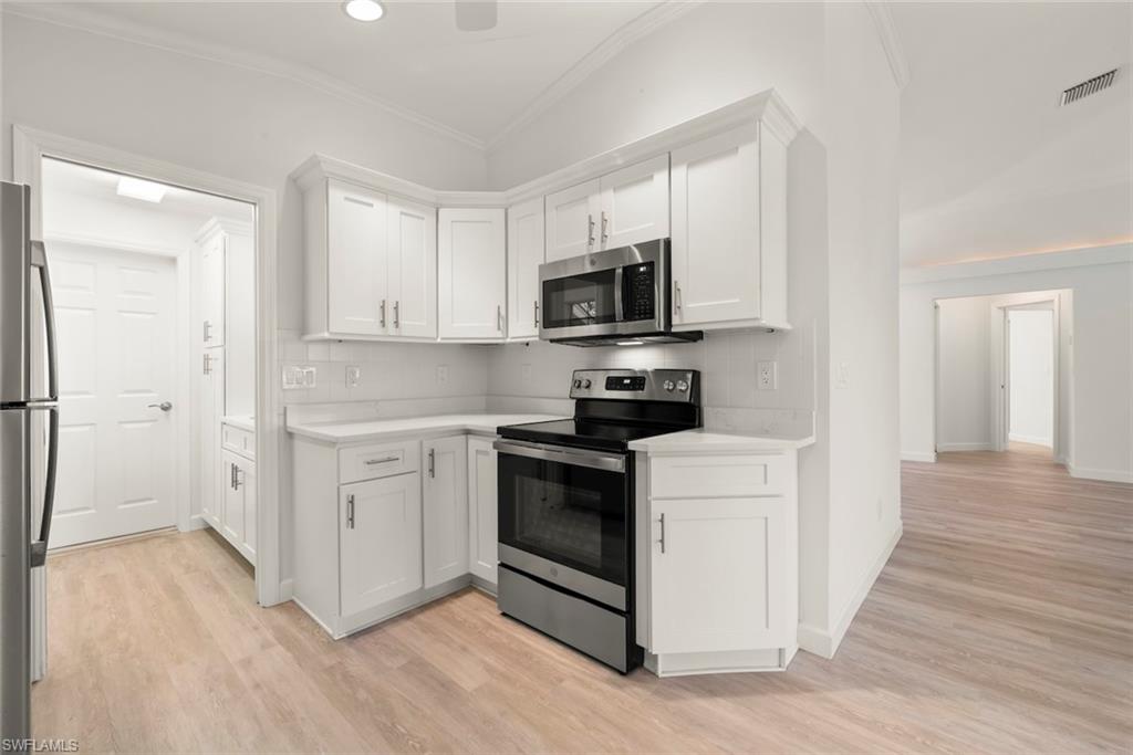 ISLAND WOODS - Residential