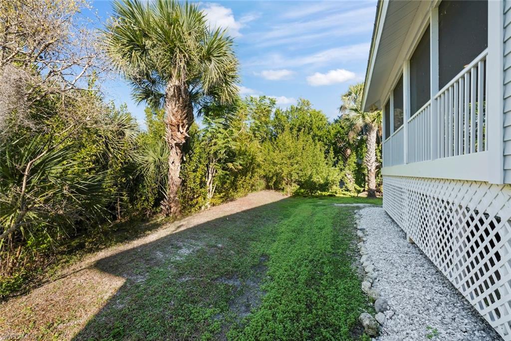 ISLAND WOODS - Residential