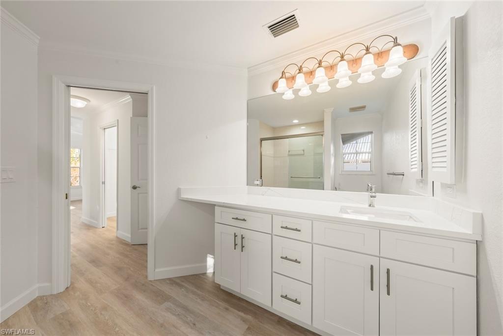 ISLAND WOODS - Residential