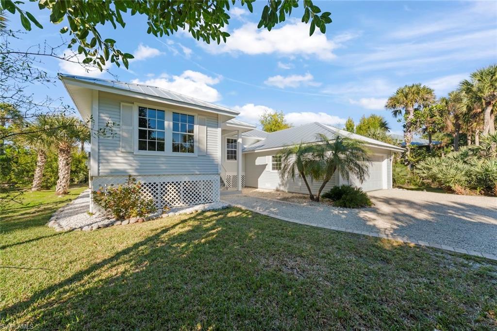 ISLAND WOODS - Residential