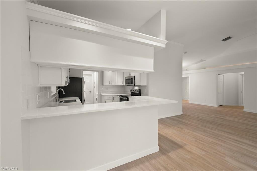 ISLAND WOODS - Residential