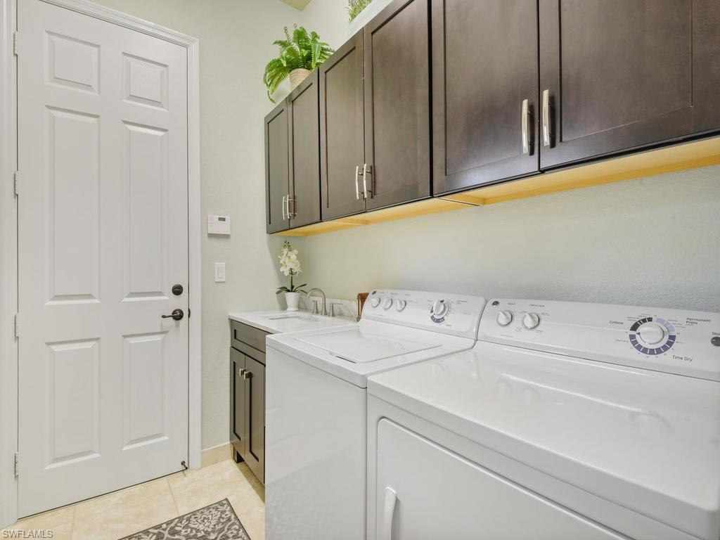 RIVERSTONE - Residential