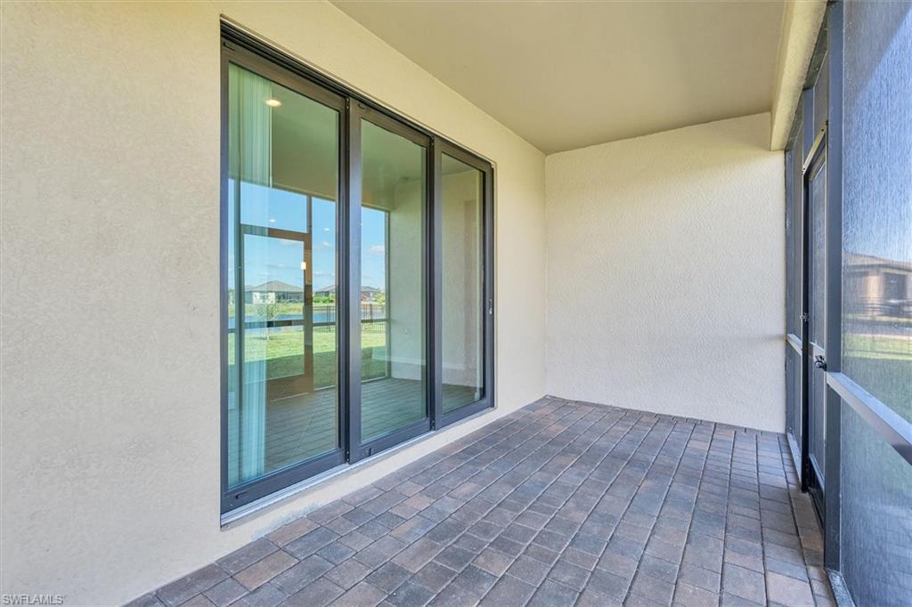 PORTICO - Residential