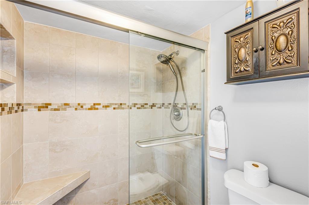 MARISOL PLAZA - Residential