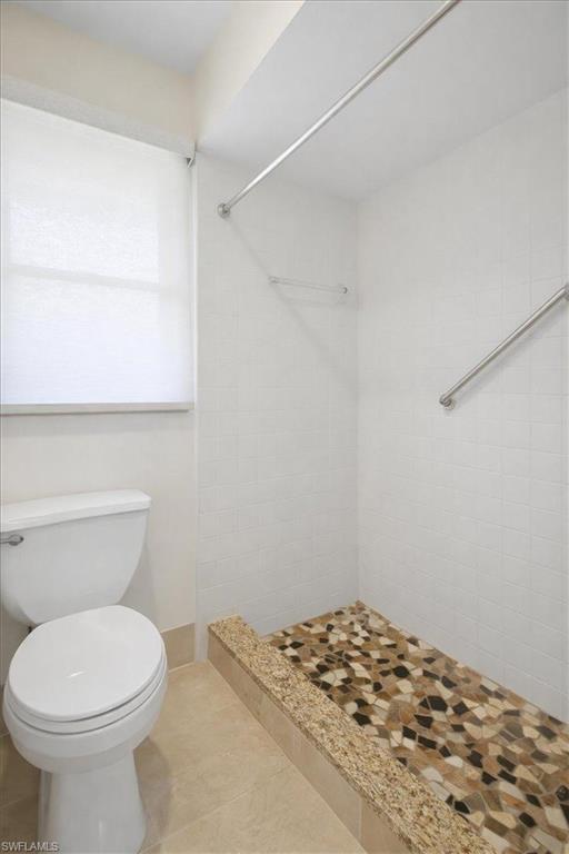 CRESCENT LAKE ESTATES - Residential Lease