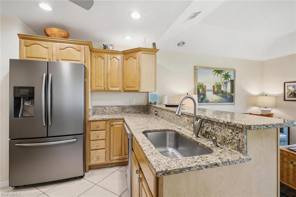 CRESCENT LAKE ESTATES - Residential Lease