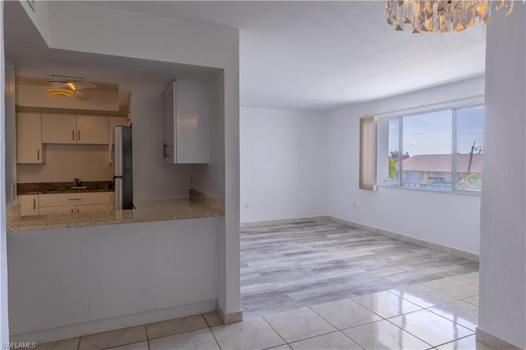 CAPEWAY CONDO - Residential