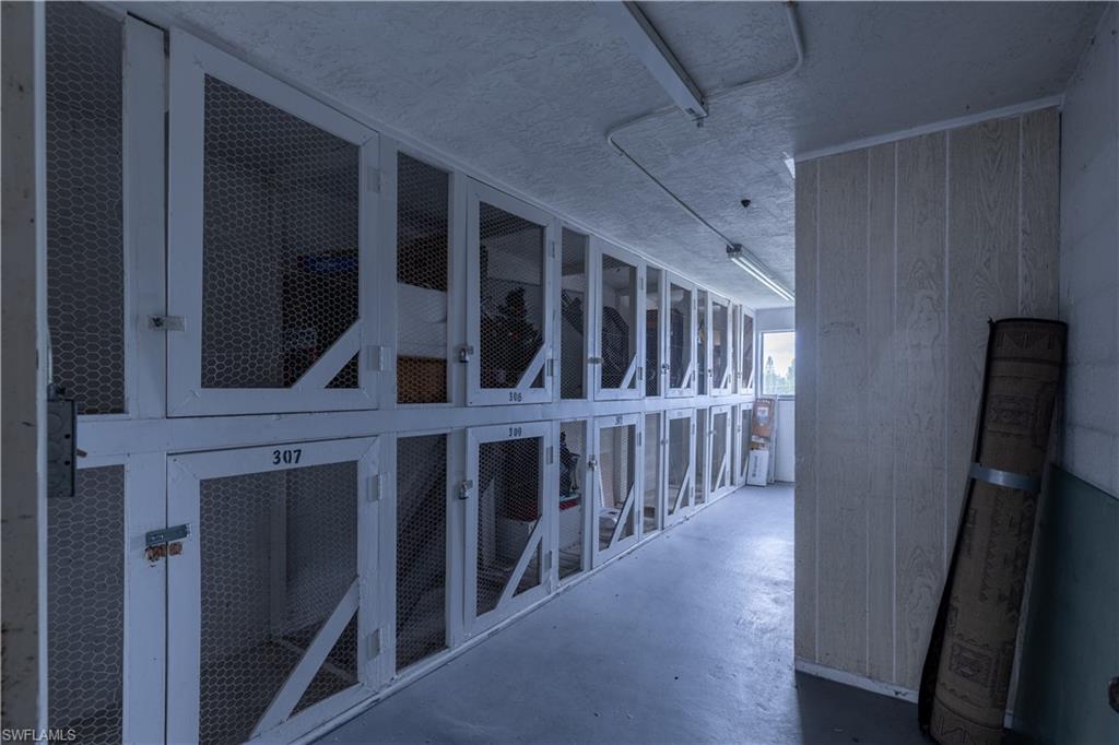 CAPEWAY CONDO - Residential