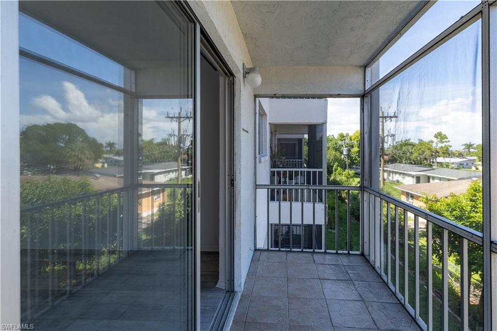 CAPEWAY CONDO - Residential