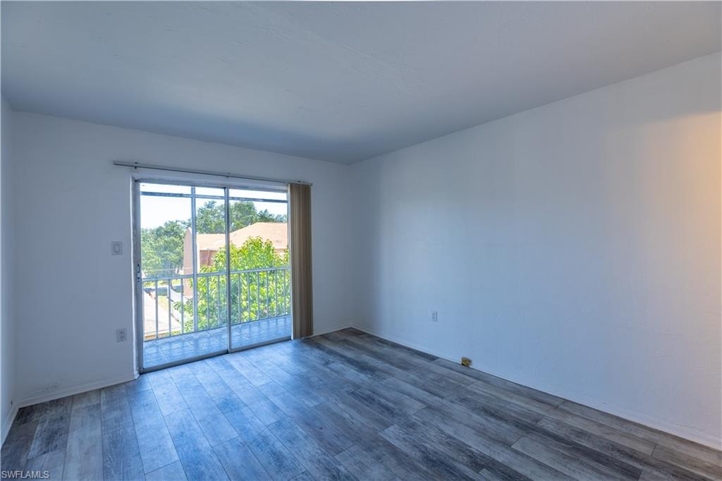 CAPEWAY CONDO - Residential