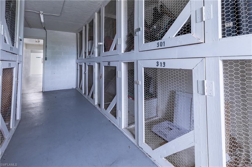 CAPEWAY CONDO - Residential