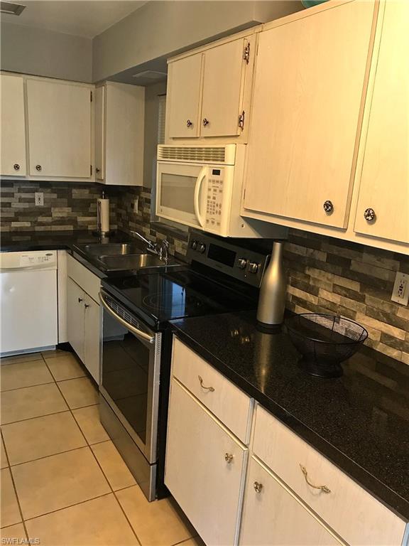 GOLFWOOD CONDO - Residential