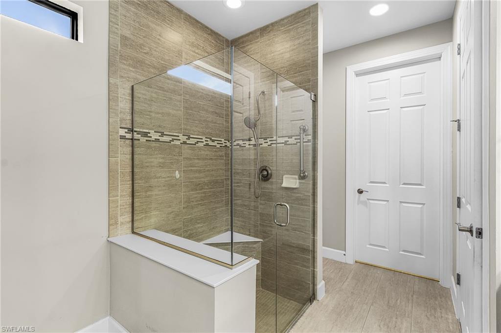 CORKSCREW SHORES - Residential