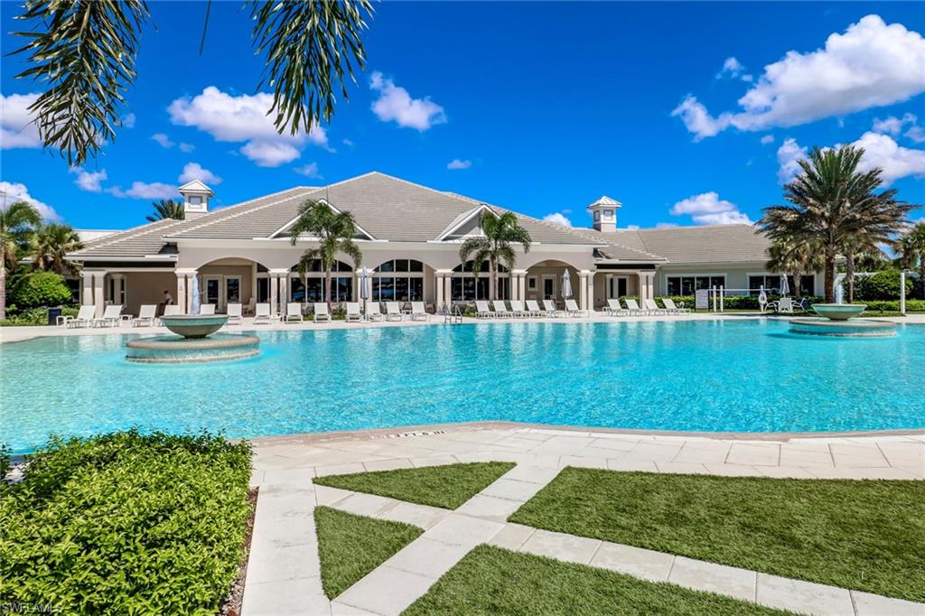 CORKSCREW SHORES - Residential