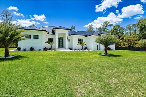 Photo of 3430 1st AVE NW, NAPLES, FL 34120 (MLS # 226018062)