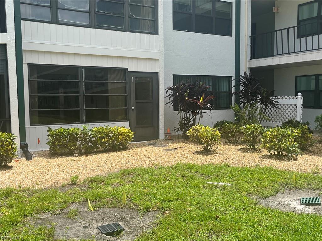 SEVEN LAKES - Residential Lease