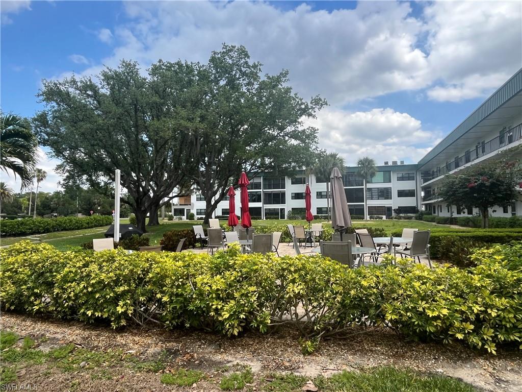 SEVEN LAKES - Residential Lease