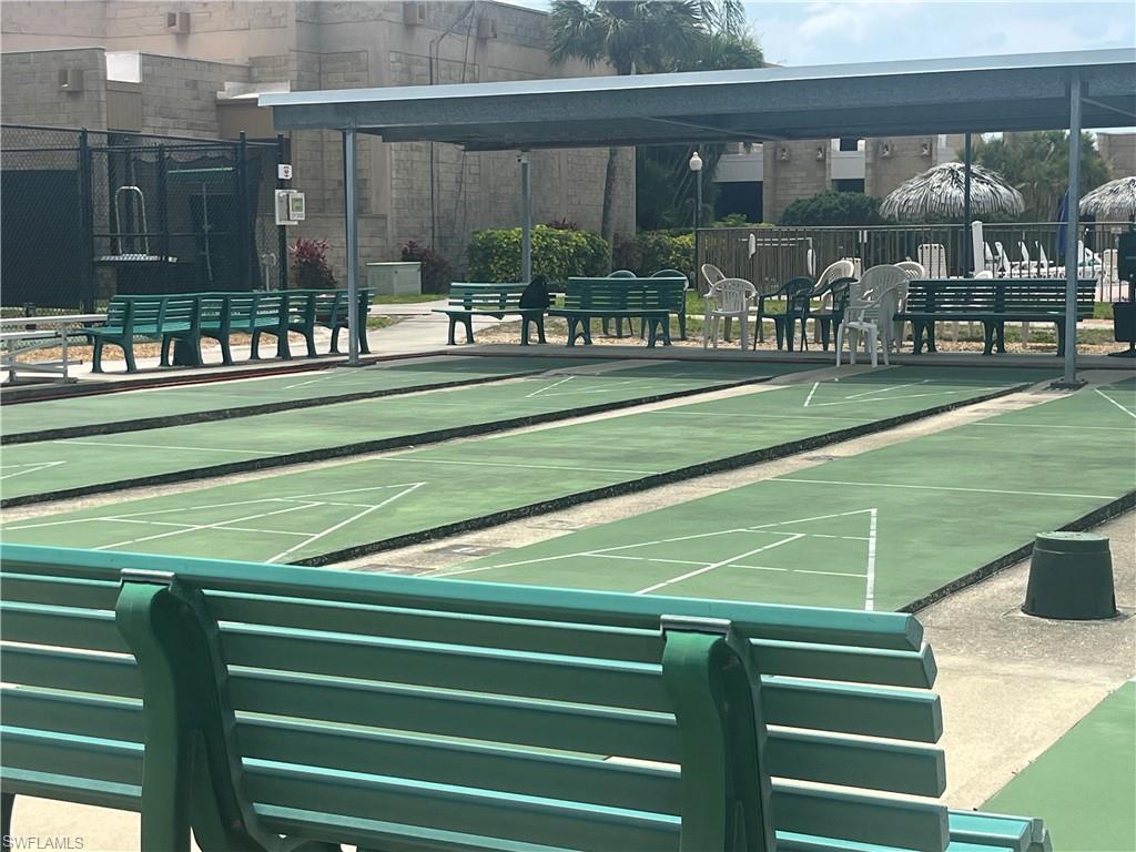 SEVEN LAKES - Residential Lease