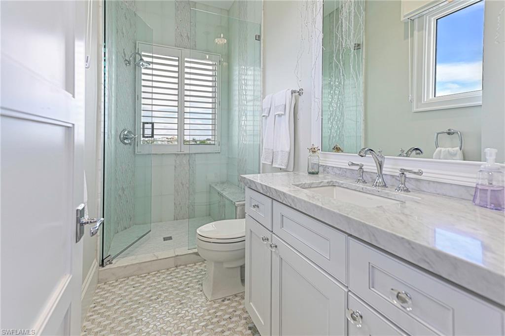 BAREFOOT BEACH - Residential