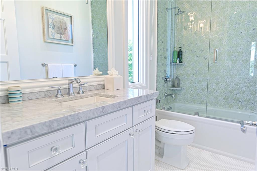 BAREFOOT BEACH - Residential