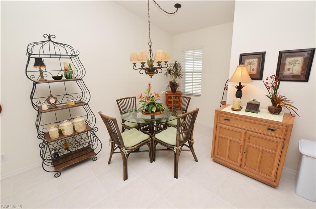 HIDDEN LAKES - Residential