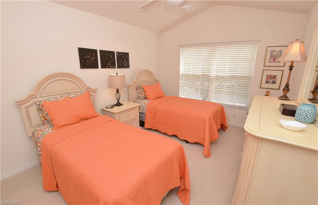 HIDDEN LAKES - Residential