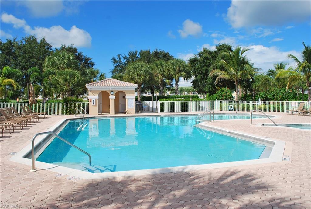 HIDDEN LAKES - Residential