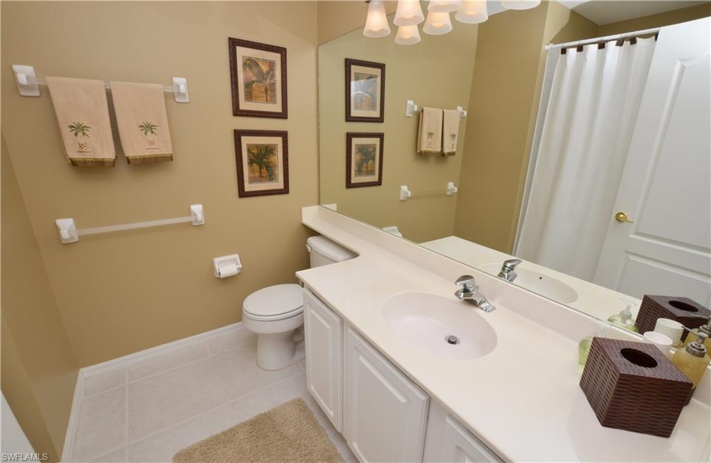 HIDDEN LAKES - Residential