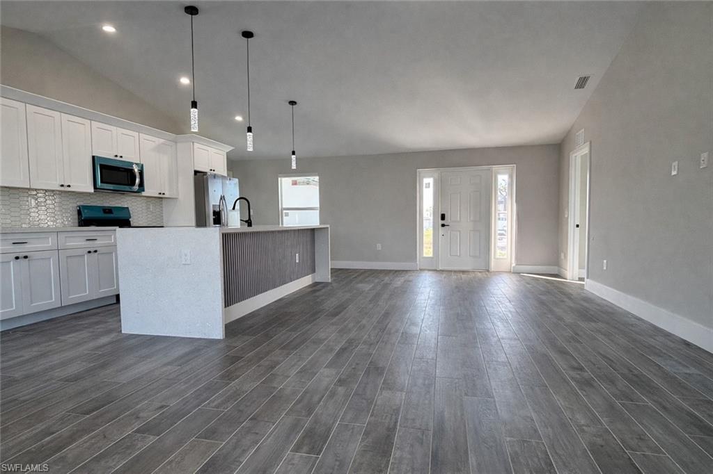 CAPE CORAL - Residential Lease