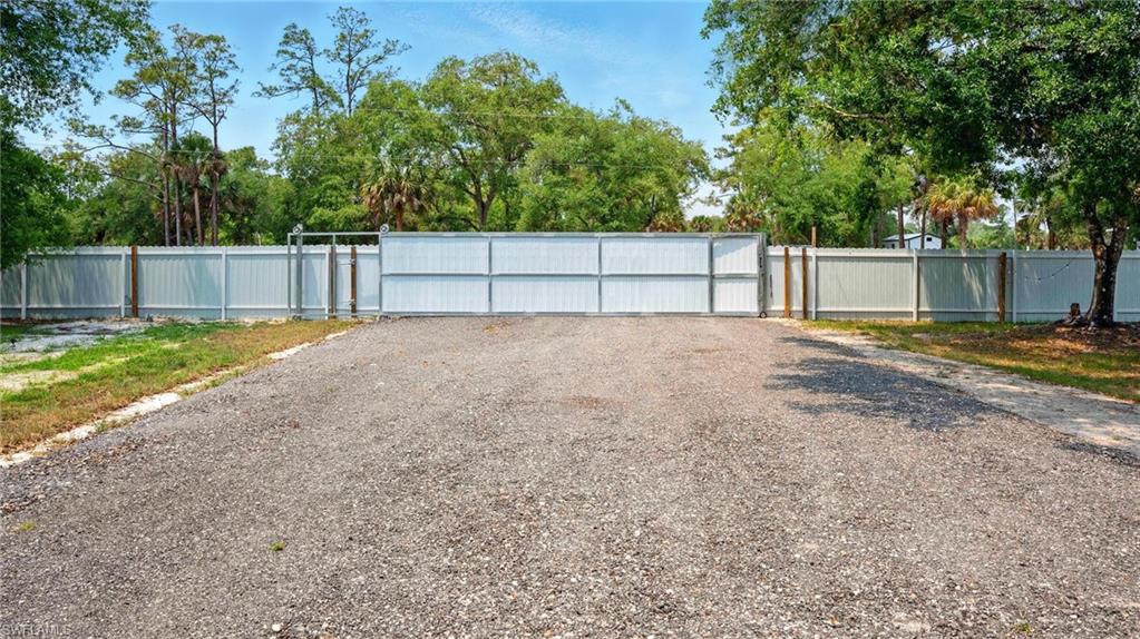 MONTURA RANCH ESTATES - Residential