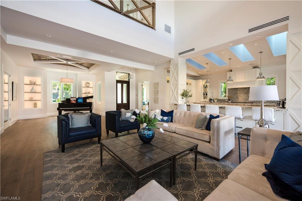 AQUALANE SHORES - Residential