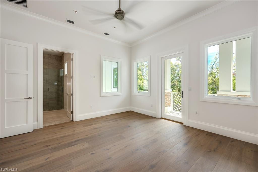 AQUALANE SHORES - Residential