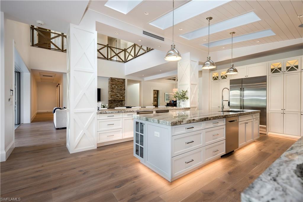 AQUALANE SHORES - Residential