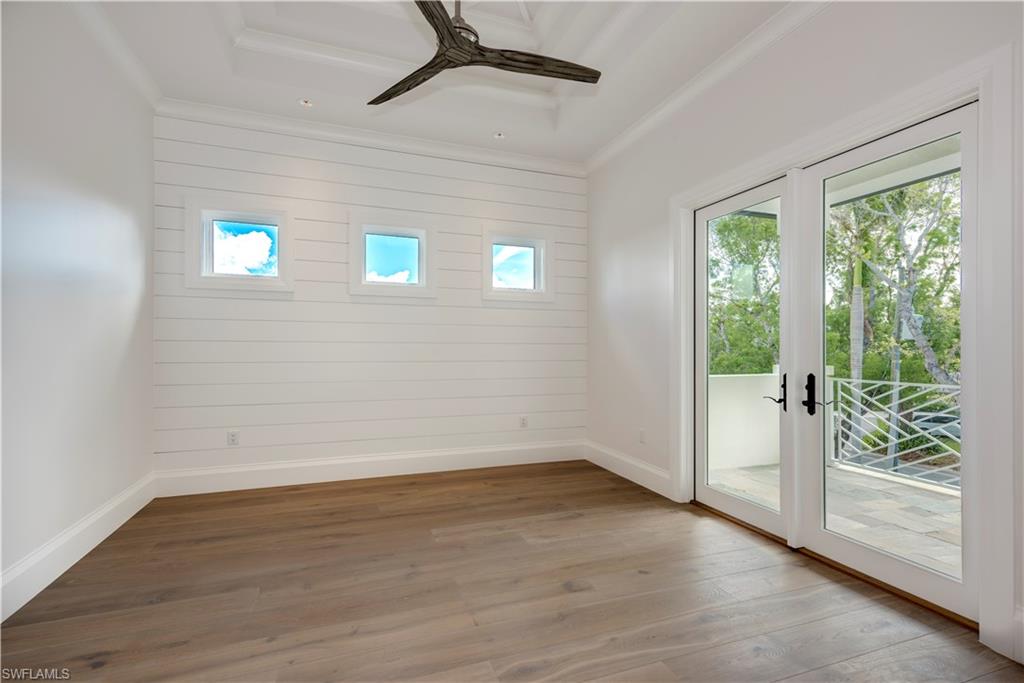 AQUALANE SHORES - Residential