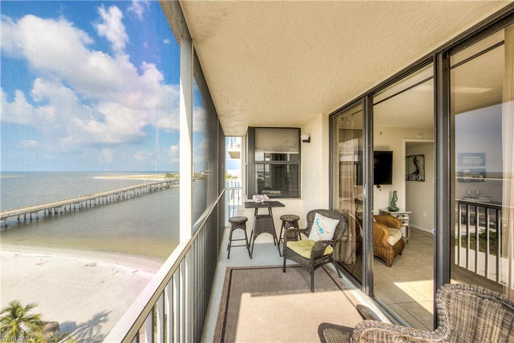 LOVERS KEY BEACH CLUB - Residential