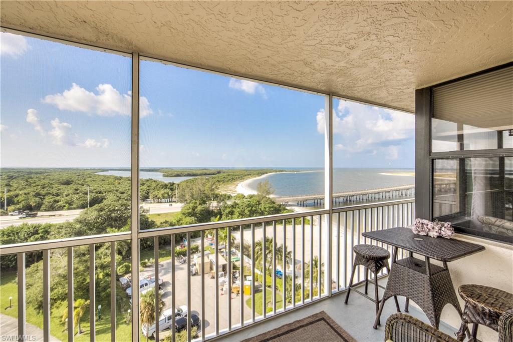 LOVERS KEY BEACH CLUB - Residential