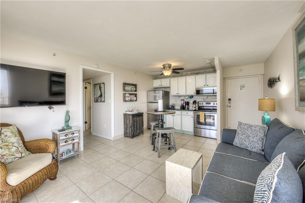 LOVERS KEY BEACH CLUB - Residential